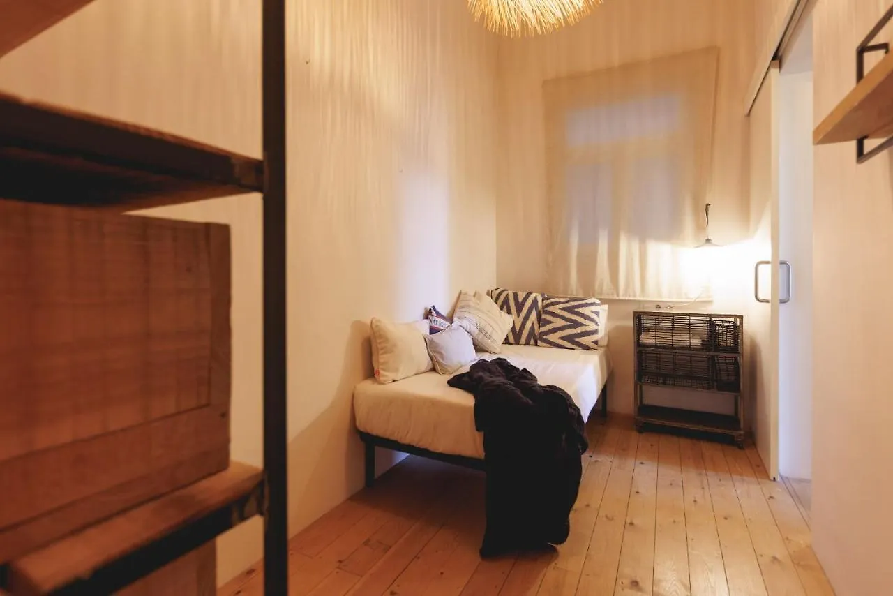 Bravissimo Carrer Nou, Cosy 2-Bedroom Apartment Gerona